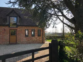 The Stable Barn *On the edge of the New Forest* - Image 2