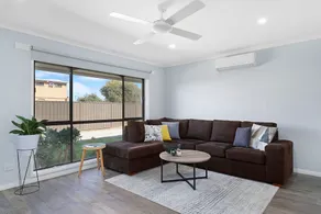 Lakeside Bella Vista - Image 5