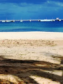 Luxurious Island Vibes Apartment @ Sandcastle C13 - Image 2