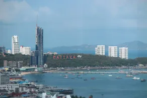 2 BR Stylish Apartment in Central Pattaya - Image 5