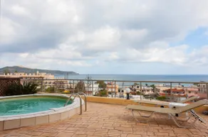 Blue Villas - Image 4