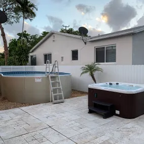 Refreshing Modern Retro Studio w/ pool &Jacuzzi - Image 3