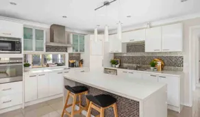 Dream Family Oasis with Pool in Port Stephens - Image 5