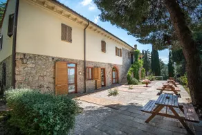 Two-room apartment between hills and sea with swimming pool - Image 3