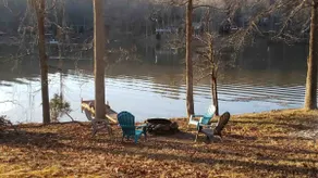Water’s Edge (No cleaning/Pet Fees) - Image 2