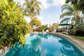 La Casa Blanca - Villa with a pool in the center - Image 2