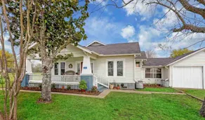 Charming Carmine Cottage - Image 3