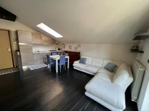 Top floor apartment overlooking Lake Como - Image 2