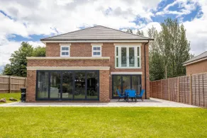 The Orchard 5Bed ideal for Contractors & families - Image 4