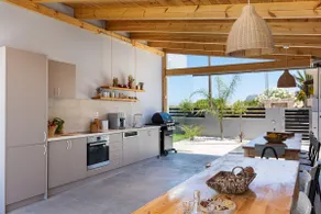 Evilio Suites, rifugio unico e spazioso! A pochi passi dalla spiaggia! - Image 4