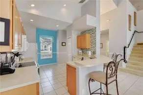 Premium 5 Bed, 4 Bath Villa w / Private Pool, Only 15 mins to Disney gates! - Image 5