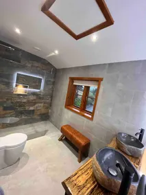 Romantic Log Cabin With Hot Tub - Image 5