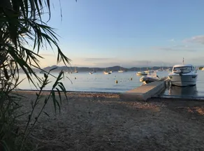 Villa St Tropez and amazing location on the beach - Image 5