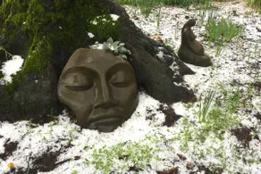 Red House Retreat - Local Artists Sculpture Garden - Image 3