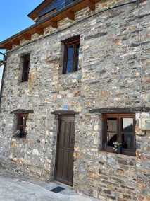 House 2000 meters from Las Médulas - Image 4