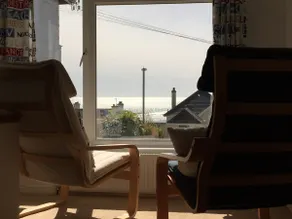 Looe with a View - Entire apartment with FREE allocated parking - Image 4