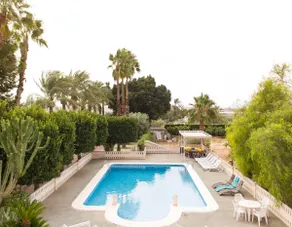 Large Luxury  Villa , with Large Gardens , pool ,gym and tennis court. - Image 5