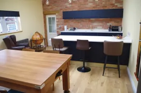 Immaculate town centre private annexe - sleeps 2-4 - Image 5