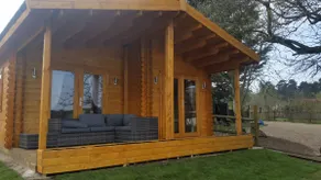 Bishy Barnabees country lodge with hot tub - Image 3