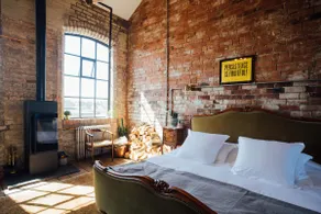 Industrial Loft Space with Rooftop Spa | Sleeps 12 - Image 3