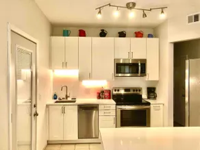 Gorgeous, two bedroom apartment - Image 2