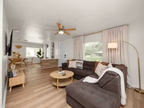 Charming Home Close to Downtown, Fully Renovated - Image 2