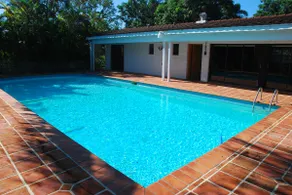 South Miami Gem-Cozy Oasis, 5 Min to Dadeland Mall - Image 2