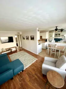 2 bedroom condo with oceanfront one block away - Image 5