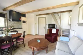 Pet-friendly Apartment in Sint Maartensbrug - Image 2