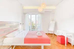 Spacious 4BED 4BATH flat near Archaelogical Museum - Image 5