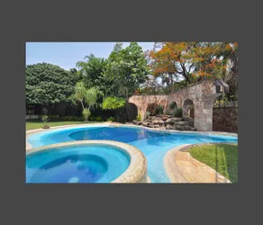 Villa Dos Arbolitos AC, outdoor jacuzzi, 16 people - Image 2