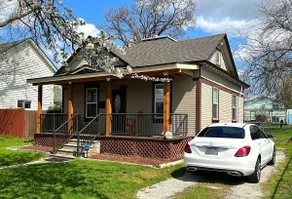 💎Urban Glam Gem💎 Rancher near Gonzaga w/GiG Internet - Image 3