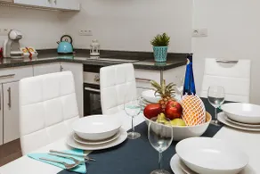 VICTORIA 3 BEDROOM APARTMENT - Image 5
