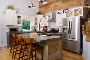 Private, modern, minutes from Acadia. - Image 4