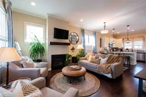 Top 1%• Yard + Porch • 3BR • Peppermint Cottage - Image 3