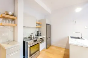 SP105 – Lofts St-Pierre – By Les Lofts Vieux-QC - Image 4