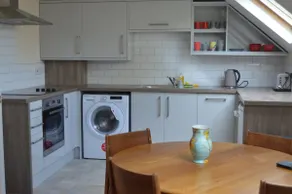 Self contained flat in Horwich nature reserve - Image 3