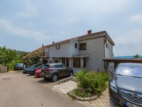 Two bedroom app with seaview terrace -renewed 2021 - Image 4