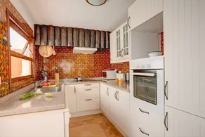 3 bedrooms villa with sea view private pool and enclosed garden at Nazaret - Image 2