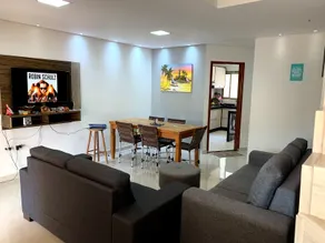 Complete Townhouse: 3 Bedrooms with Air Conditioning and Garage - Image 4