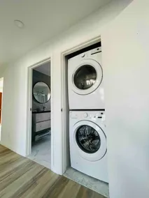 Super nice 2 bedroom appartement (2nd floor) - Image 5