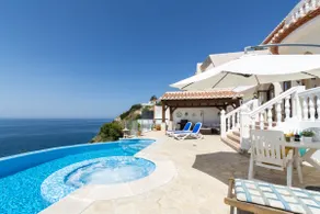 Villa Casa Tomise mit privatem Pool und fantastischer Aussicht - Image 3