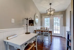 Renovated Raleigh Bungalow - Image 4