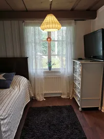 Cozy cottage by the swimming area - Image 4