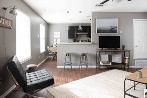 The Duo-Duplex minutes from The Silos & Baylor - Image 2