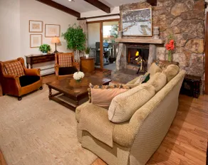 3BR Residence with Cozy Fire Place - Lodge at Vail - Image 4