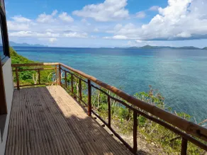 Seaview Bungalow - Image 2
