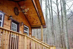 Military Maxi Primitive Cabin - Image 3