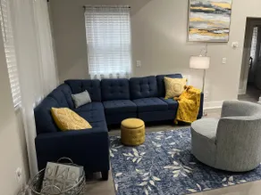 4 Sweet Ensuites - Updated Home (4 BR w/ pvt bath) - Image 2