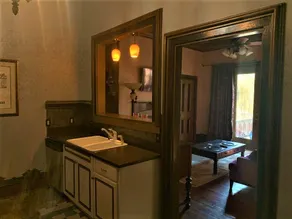 Welcome to ”Mattielane,” the Purple Passion Suite - Image 5